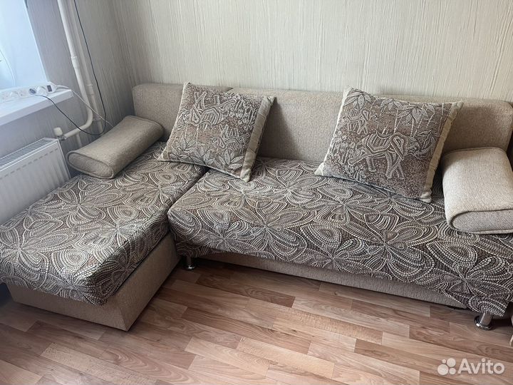 Угловой диван