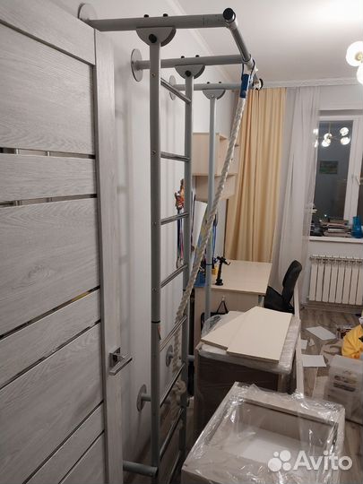 Шведская стенка с турником бу