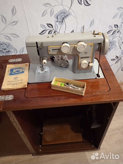 Швейная машина Подольск 142