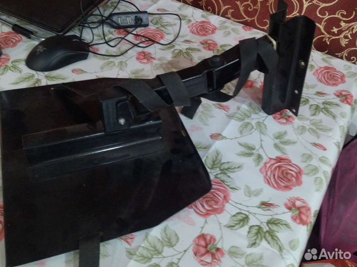 Кронштейн для телевизора поворотный на стену 25 кг