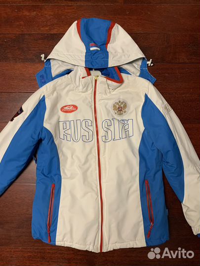 Горнолыжная куртка