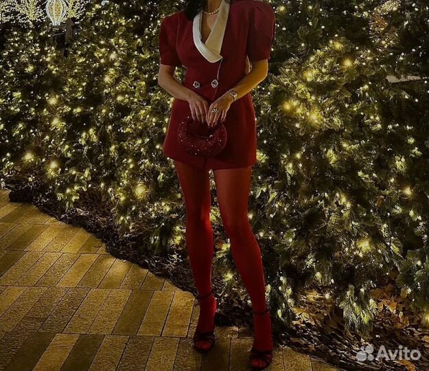 Женское мини платье с коротким рукавом