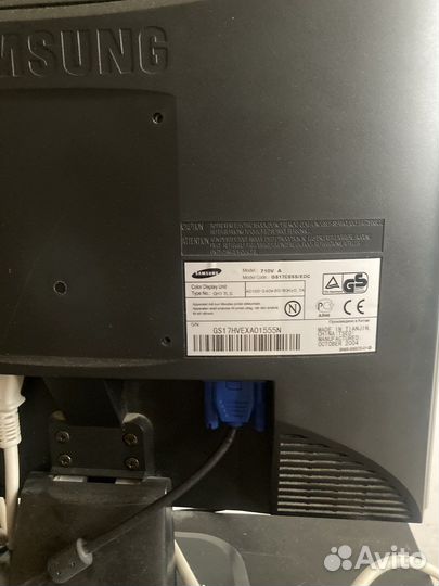 Монитор Samsung syncmaster 710v