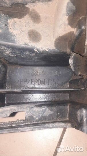 Кронштейн переднего бампера Mercedes-Benz C-class