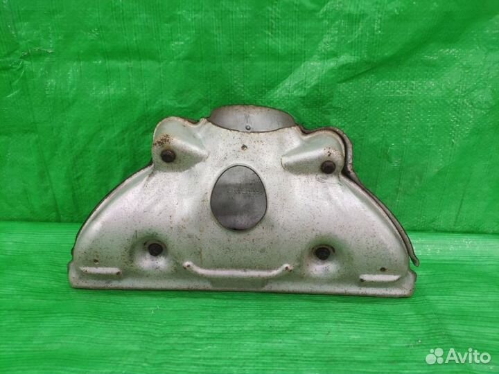 Кожух выпускного коллектора Dodge Caliber