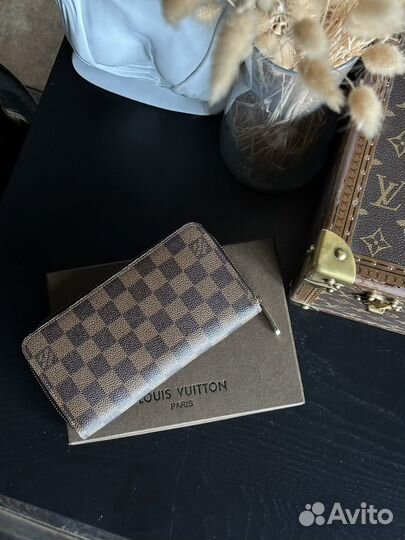 Кошелек Louis Vuitton Zippy оригинал