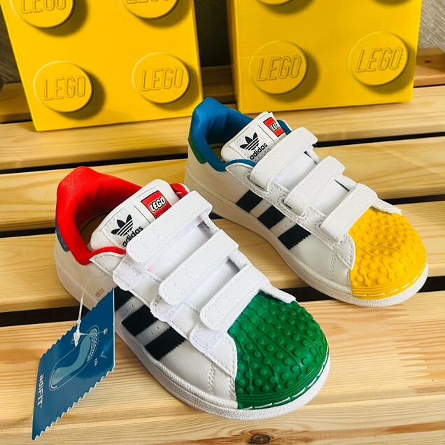 Новые кроссовки adidas superstar lego 25-35р