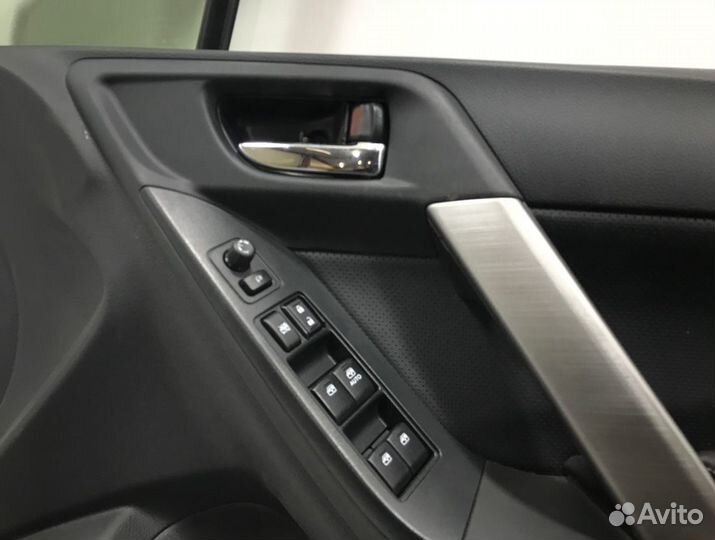 Дверь передняя правая Subaru Forester SJ5 FB20