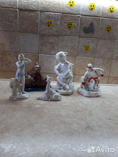 Фарфоровые статуэтки
