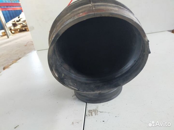 Патрубок корпуса воздушного фильтра XF105 (DAF)