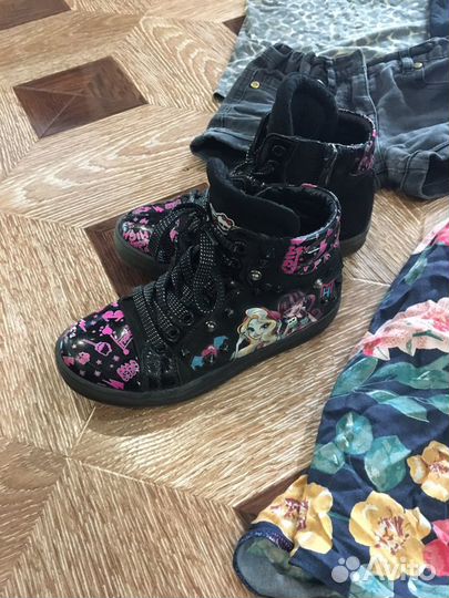 Вещи на девочку в отличном состоянии