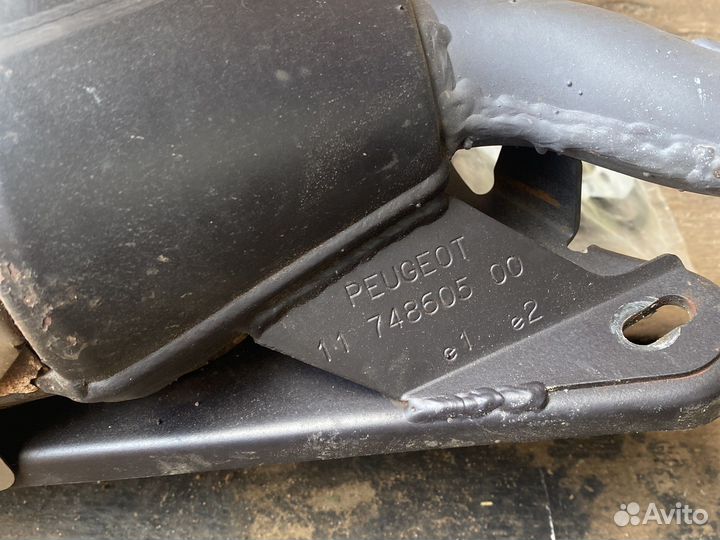 Топливный насос скутер Aprilia SR 50, Peugeot