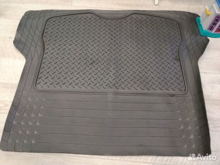 Коврик в багажник