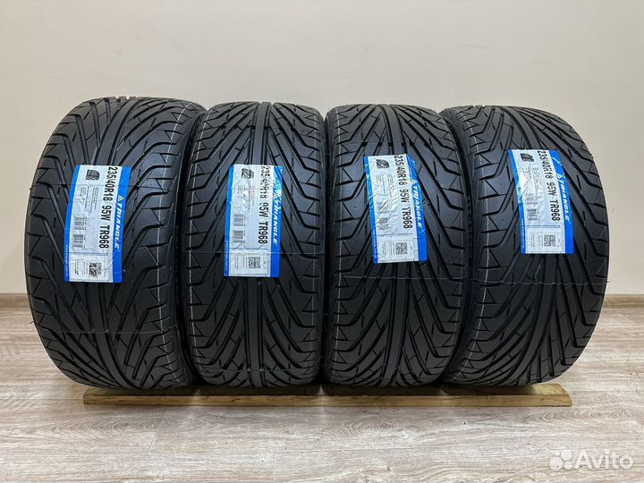 Triangle TR968 235/40 R18 100Y
