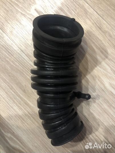 Патрубок воздушного фильтра