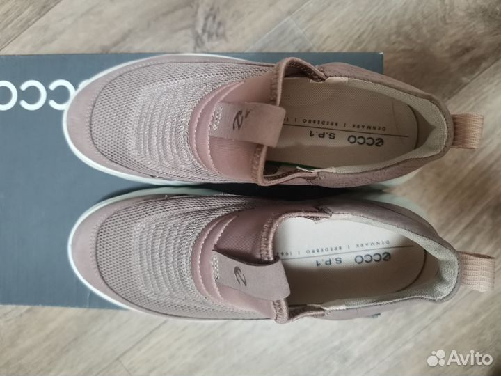 Кроссовки детские для девочки