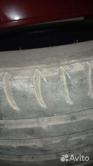 Roadstone N7000 215/50 R17