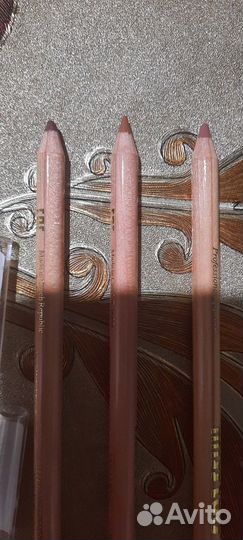 Карандаши для губ