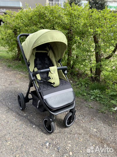 Прогулочная коляска luxmom 720