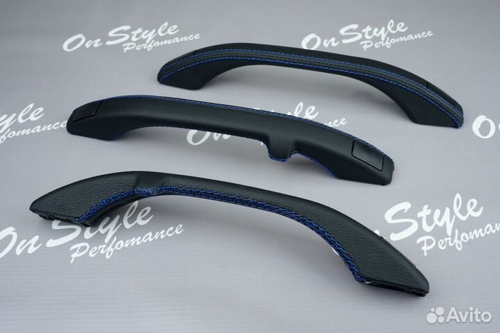 Черные поручни потолка Лада 2110/Гранта/Приора