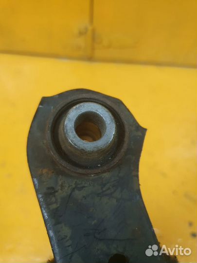 Рычаг задней подвески косточка mitsubishi lancer C