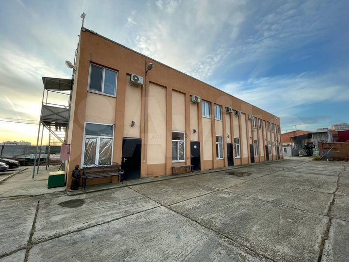 Склад, 661 м²