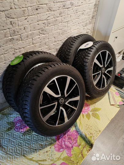 Новые колеса Nissan r17 оригинальные