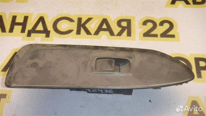 Кнопка стеклоподъемника Mitsubishi Lancer 9 (CS)