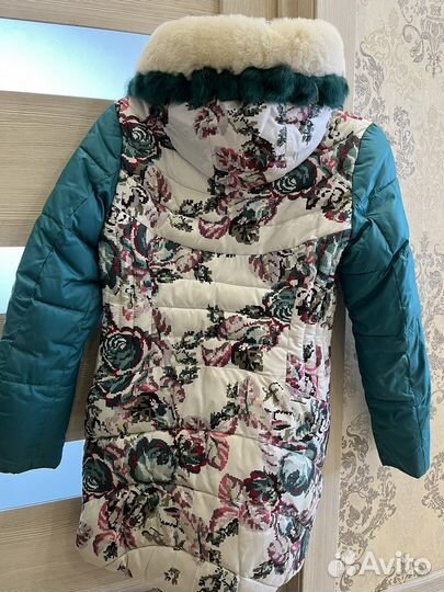 Куртка на девочку