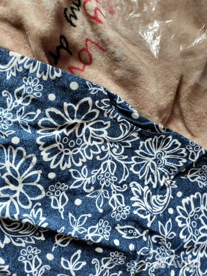 Нарядный женский халат с короткими рукавами