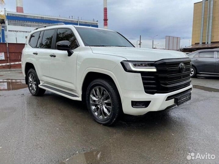 В разбор Toyota Land Cruiser 300