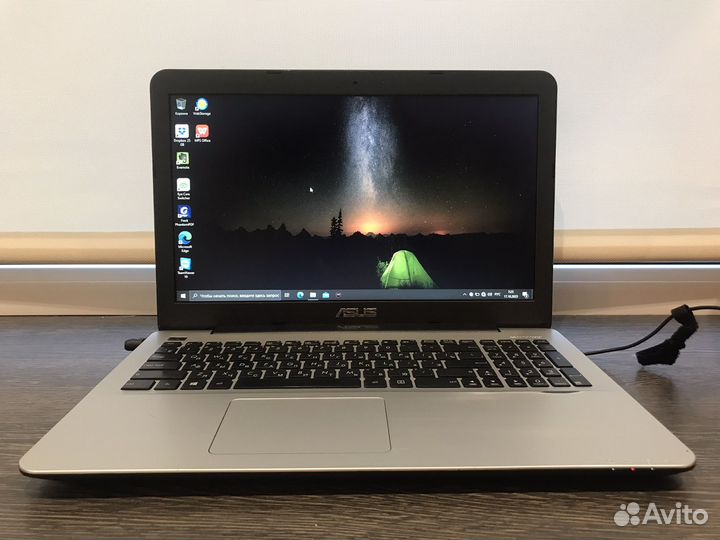 Ноутбук Asus AMD A8-7410,4 ядра, озу-6гб