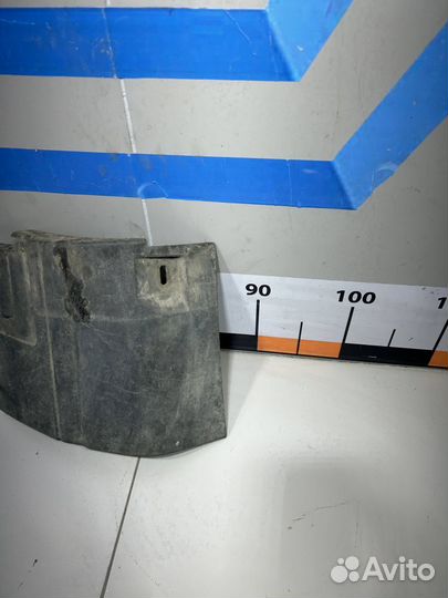 Накладка на правый порог Land Rover Discovery 3