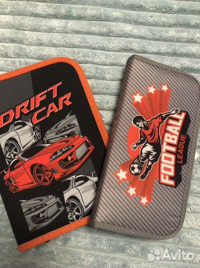 Пенал школьный новый