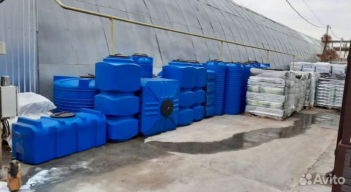 Пластиковые емкости