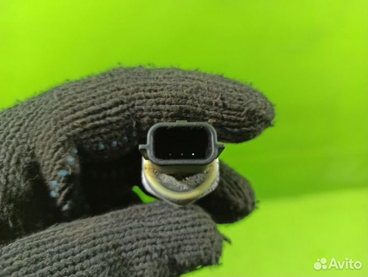 Датчик давления фреона Renault Duster HSM F4R410