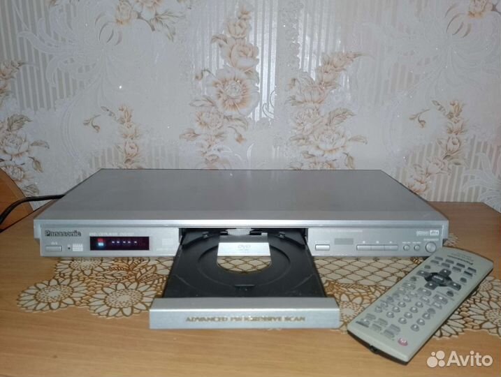 DVD-плеер Panasonic DVD-S27