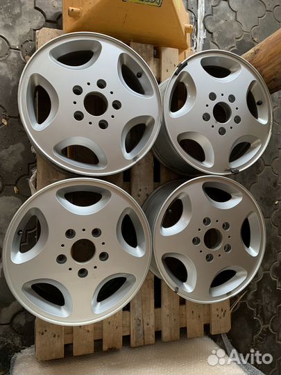 Литые диски r16 на Мерседес gclass Гелик