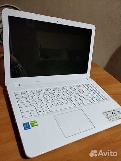 Ноутбук Asus X540LJ / i5 / 4Gb /ssd 500Gb/ GT920
