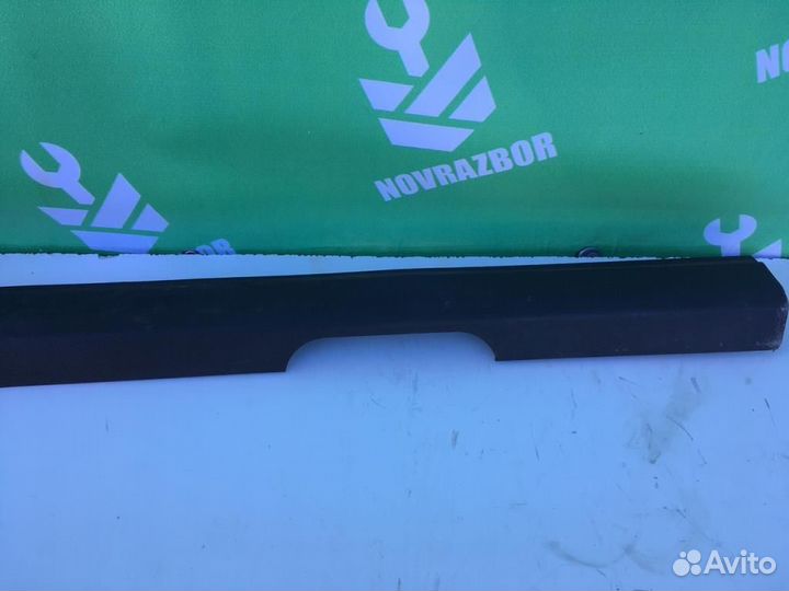 Накладка порога (внутренняя) Опель Корса Д