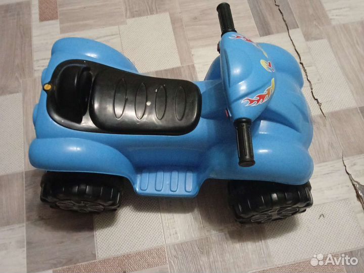 Машина детская на аккумуляторе бу