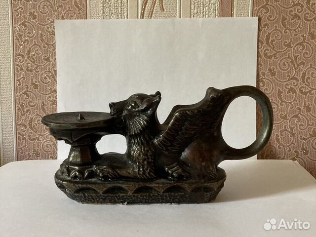 Подсвечник-грифон