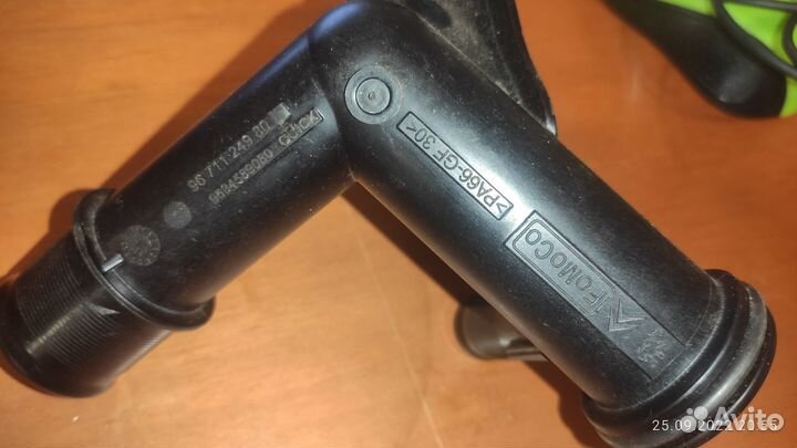 Фланец (тройник) системы охлаждения