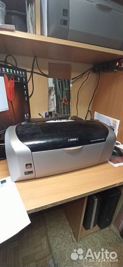 Цветной струйный принтер epson