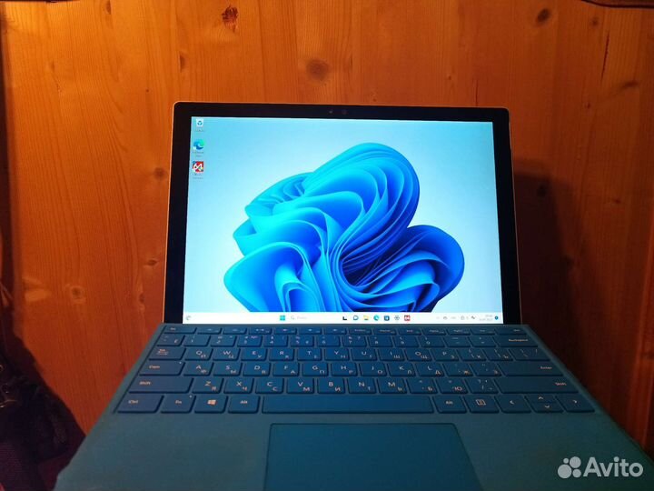 Microsoft surface pro 4 16/256 i7 планшет ноутбук