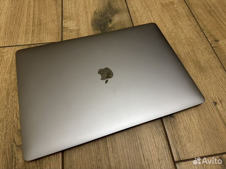 Macbook Pro 15 2019 i9 32gb