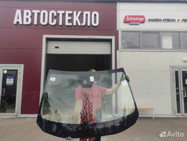 Заднее стекло Киа Сид