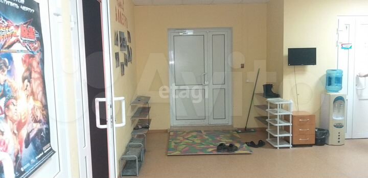 Продам помещение свободного назначения, 240 м²