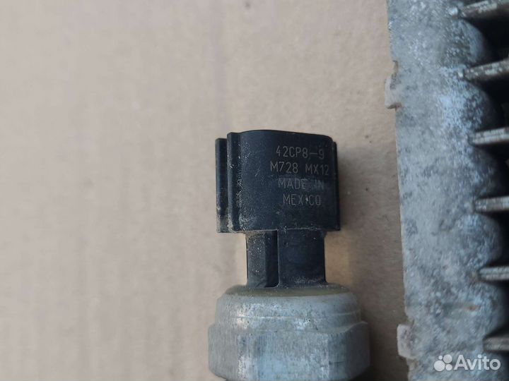 Радиатор кондиционера Nissan Tiida C11