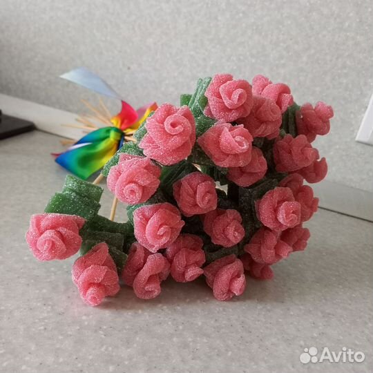 Розочки из мармеладных ленточек